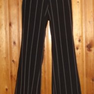 Дамски черен панталон в рае, М , снимка 2 - Панталони - 18403062