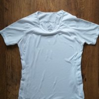 nike dri fit - страхотна дамска тениска, снимка 3 - Тениски - 24829875