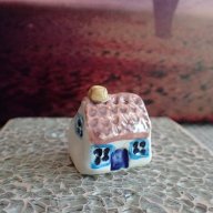 керамична къщичка от Шотландия, снимка 1 - Подаръци за рожден ден - 18420460