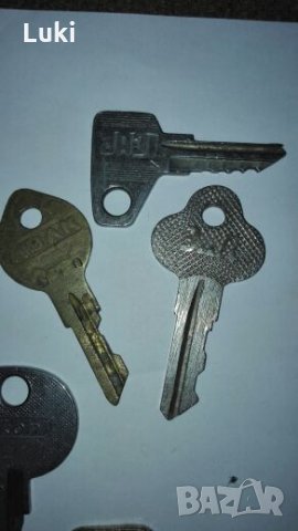 Интересни автомобилни ключета, снимка 12 - Колекции - 24707180