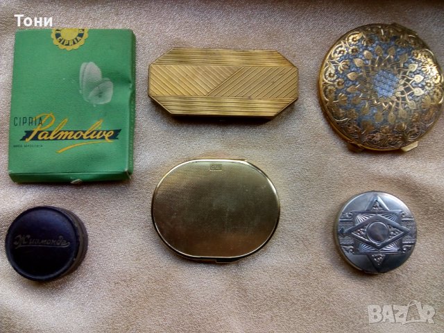 Пудриера в цвят злато с инициали O.W., снимка 12 - Антикварни и старинни предмети - 23168230