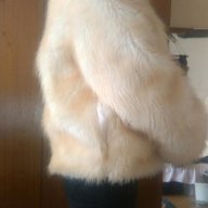 Продавам дамско палто с косъм, снимка 2 - Палта, манта - 17469789