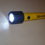 Мощен LED фенер, снимка 1 - Прожектори - 16538765