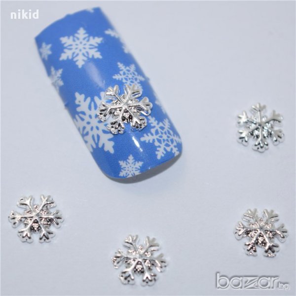 сребриста снежинка бижу за нокти  декорация украса за маникюр, снимка 1