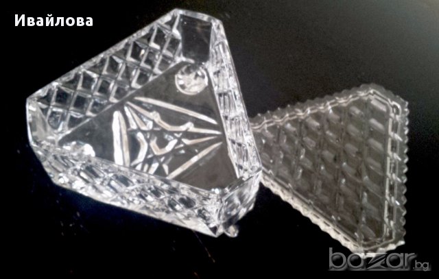 Кристална триъгълна бонбониера, снимка 4 - Други - 14881266