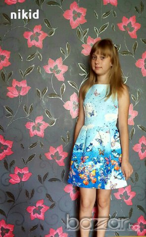 детска дамска  рокля син фон пеперуди  , снимка 2 - Детски рокли и поли - 16269930