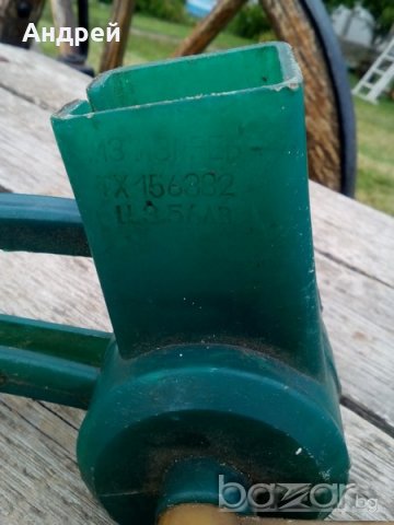 Мелничка за орехи, снимка 4 - Антикварни и старинни предмети - 18708329