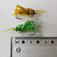 Изкуствени мухи, скакалци, бръмбари и ларви, снимка 3 - Въдици - 18620234