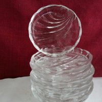 стъклени чинийки , снимка 2 - Антикварни и старинни предмети - 19806137