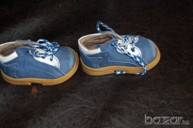 Обувки от естествена кожа №18, снимка 2 - Детски маратонки - 7316349