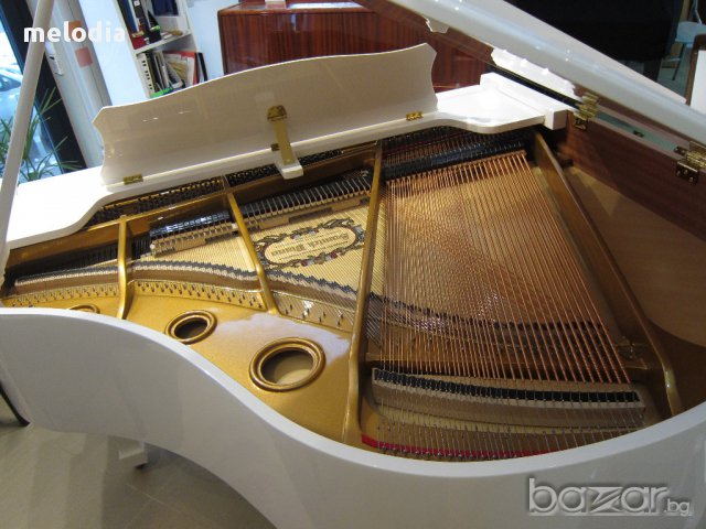 Нов бял роял SAMICK продава пиано магазин Мелодия, снимка 4 - Пиана - 12161339