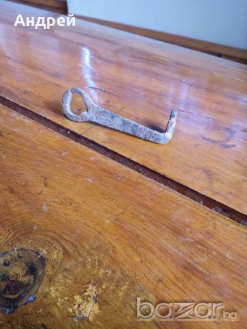Старинен ключ, снимка 5 - Антикварни и старинни предмети - 19758949
