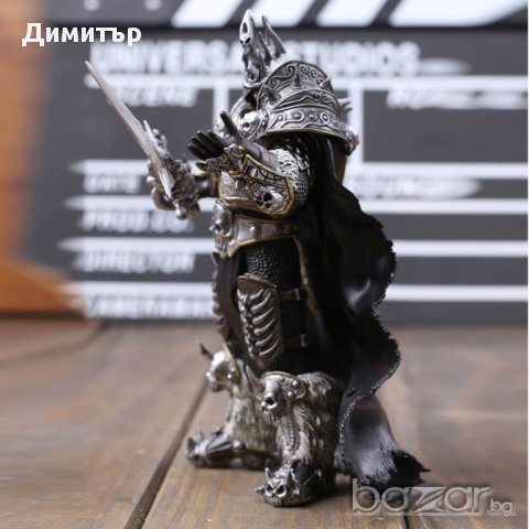 Статуетка ''World of Warcraft'' Lich King Arthas - Артас Уаркрафт фигура, снимка 2 - Други - 17809681