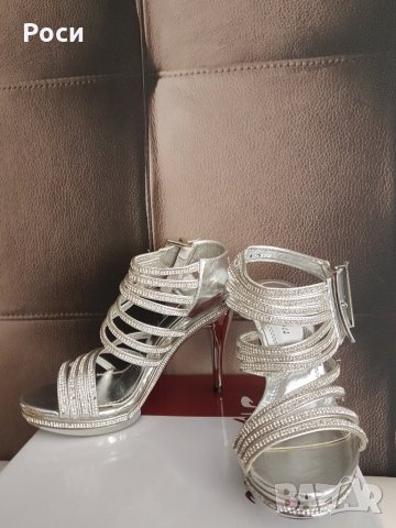 Нови, официални обувки на ток,сандали,бални, сребърни с диамантени ефекти - размер 39, снимка 2 - Дамски елегантни обувки - 24267698
