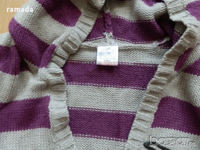 нов пуловер с качулка ръст 156 см, снимка 2 - Други - 11464214
