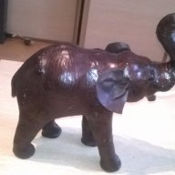ГОЛЯМ Слон-голям-кожено покритие-30х30х13см-внос швеицария, снимка 1 - Антикварни и старинни предмети - 18314700