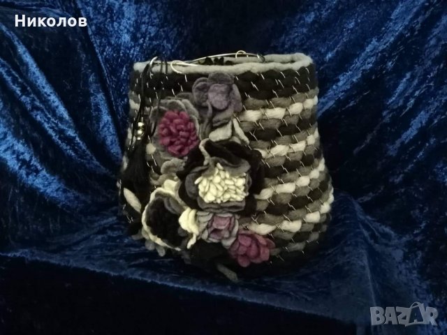 Авторска чанта, снимка 5 - Чанти - 24670203