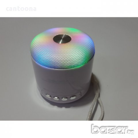 BLUETOOTH MP3 КОЛОНКА С ДИСКО ЕФЕКТИ WS-Y90B, снимка 2 - Плейъри, домашно кино, прожектори - 12609401