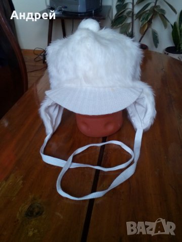 Стара детска шапка