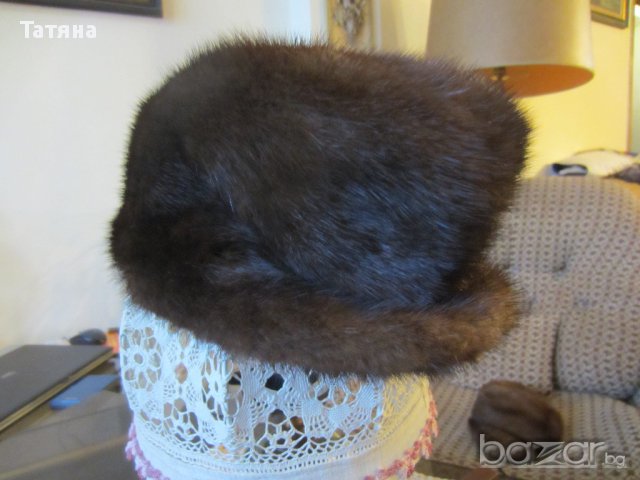 шапкa от естествена кожа с  косъм ;  МАРКОВИ ;MODELIHUT  NENDARBEIT;  ЯКИ/аксесоари/;, снимка 6 - Палта, манта - 11748881