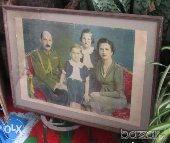 Голяма рамка с Царското семейство, Симеон, Симеончо, цар Борис , снимка 4 - Антикварни и старинни предмети - 16257591