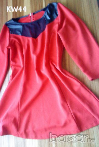 Червена блуза, снимка 3 - Туники - 17393414