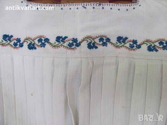 19 век Фолк Арт Дамска Блуза ръчно бродирана, снимка 11 - Антикварни и старинни предмети - 25947214