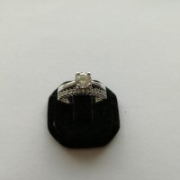 Сребърен пръстен с бели циркони - сребро проба 925 , снимка 1 - Пръстени - 20928736