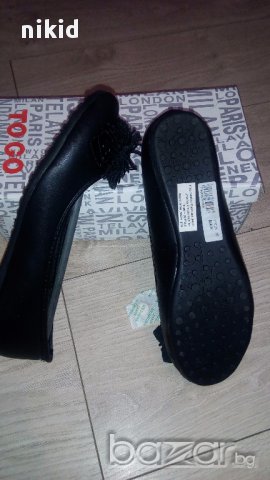 дамски обувки пантофи балеринки сандали затворени обувки черни с пискюли, снимка 3 - Сандали - 15874197