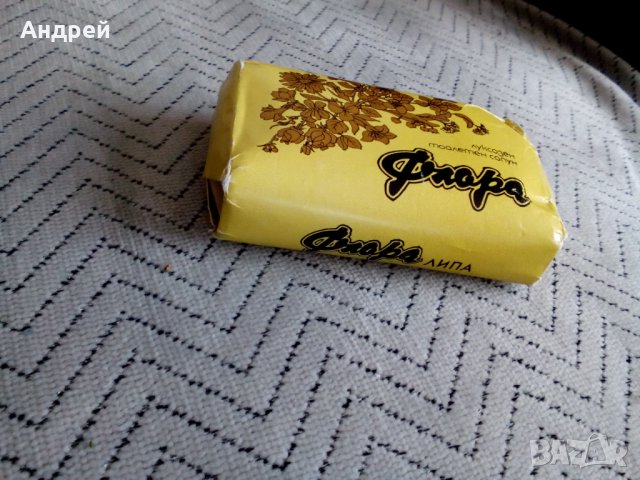 Стар сапун Флора, снимка 6 - Антикварни и старинни предмети - 25410206
