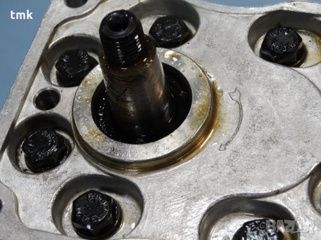 Хидравлична помпа C43X, снимка 5 - Резервни части за машини - 23521105