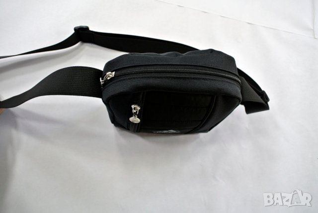 Adidas спортна чанта оригинална H14, снимка 2 - Чанти - 23849944