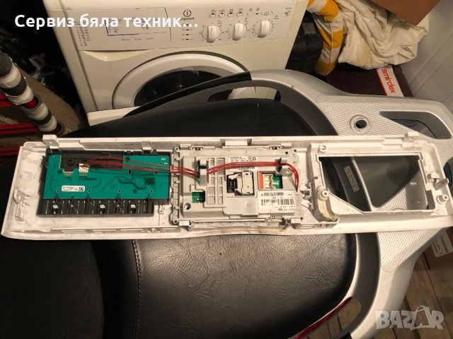 Продавам отличнo работеща управляваща платка с целият преден панел за пералня Whirlpool 6 sense 7kg, снимка 2 - Други - 23110649