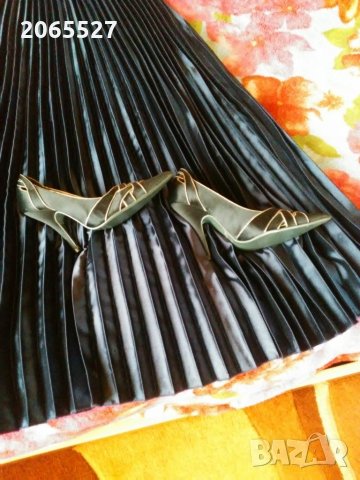 Офециален комплект, снимка 4 - Рокли - 25116133