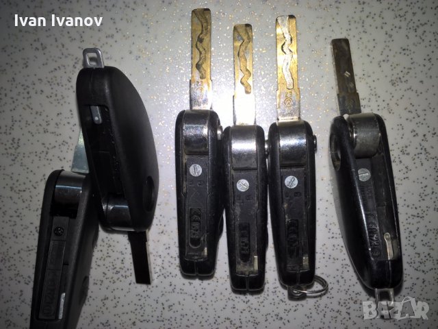 Ключове за Алфа Ромео 156 с 2 бутона - стари, снимка 11 - Части - 25115144