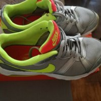 Дамски маратонки Nike, снимка 7 - Маратонки - 22020078