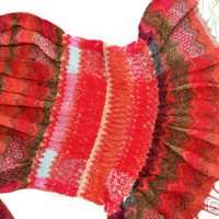Дамски шал червено, снимка 4 - Шапки - 23437848