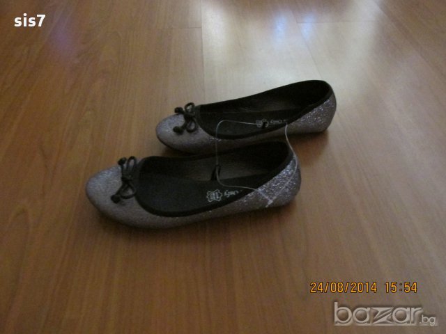 нови сребристи балеринки внос от Франция, снимка 3 - Дамски ежедневни обувки - 10826003