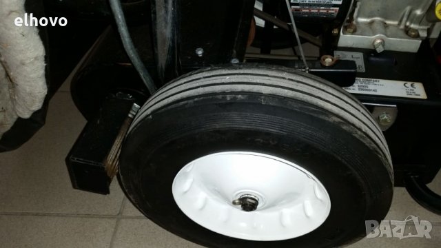 Почистваща машина с двигател BRIGGS & STRATTON INTEK 206, снимка 4 - Други машини и части - 25861052