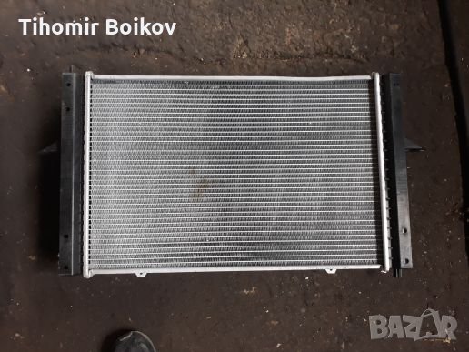 Воден радиатор за Волво V70, снимка 2 - Части - 24611065