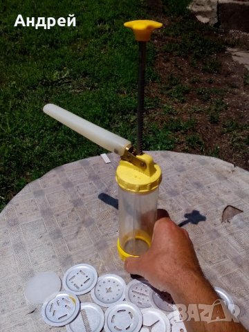 Стар шприц за сладки, снимка 7 - Антикварни и старинни предмети - 22130348