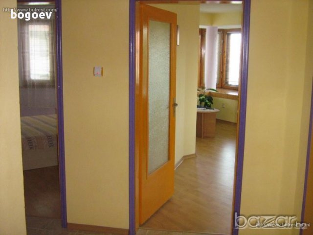 Нощувки в Тристаен Апартамент за 4+2 души Сарафово, снимка 5 - Квартири, нощувки - 10350796