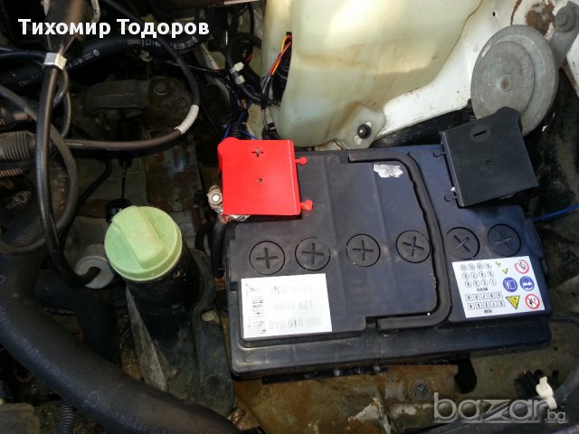 Vw Caddy, снимка 6 - Автомобили и джипове - 10641265