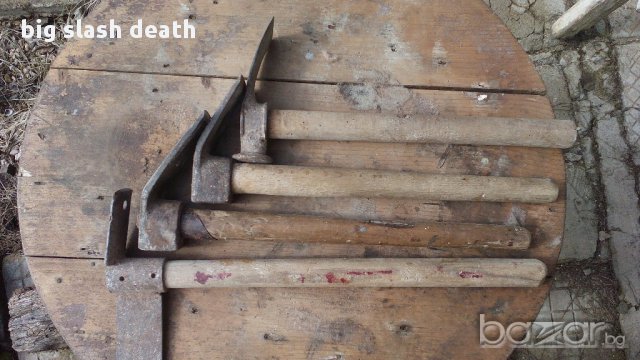 продавам различни инструменти. 