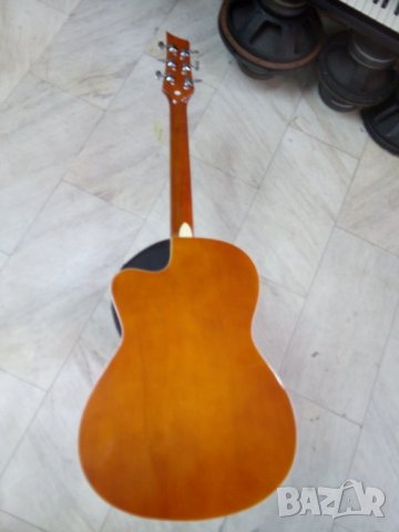 Акустична китара MASTERWORK  натурална с калъф, снимка 2 - Китари - 23832120