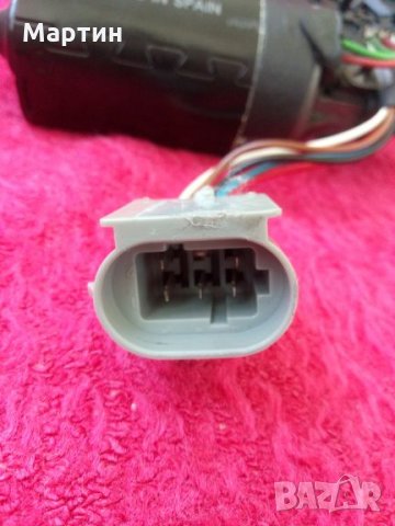 Електромоторче за предните чистачки за Рено Меган Сценик, снимка 3 - Части - 25726953