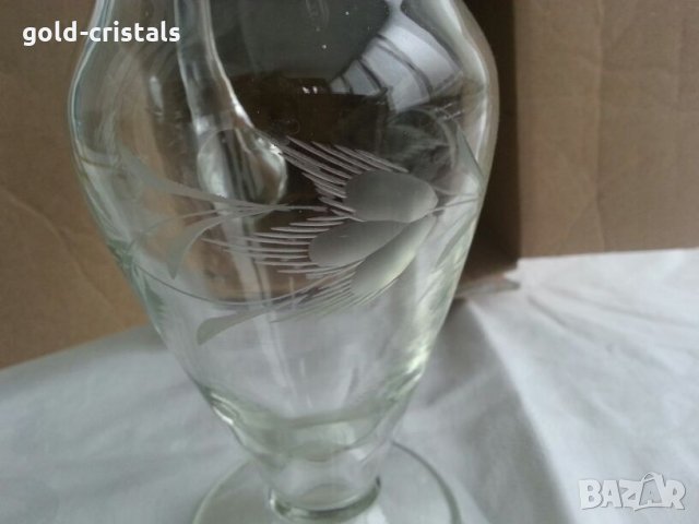 стъклена кана гравирана, снимка 4 - Антикварни и старинни предмети - 23822290