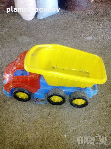 продавам детски камион, снимка 4 - Коли, камиони, мотори, писти - 25252978