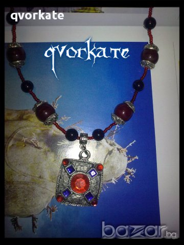 Колие с плочка по врата, снимка 2 - Колиета, медальони, синджири - 10189303