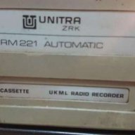 Стар касетофон, снимка 4 - Радиокасетофони, транзистори - 13307046